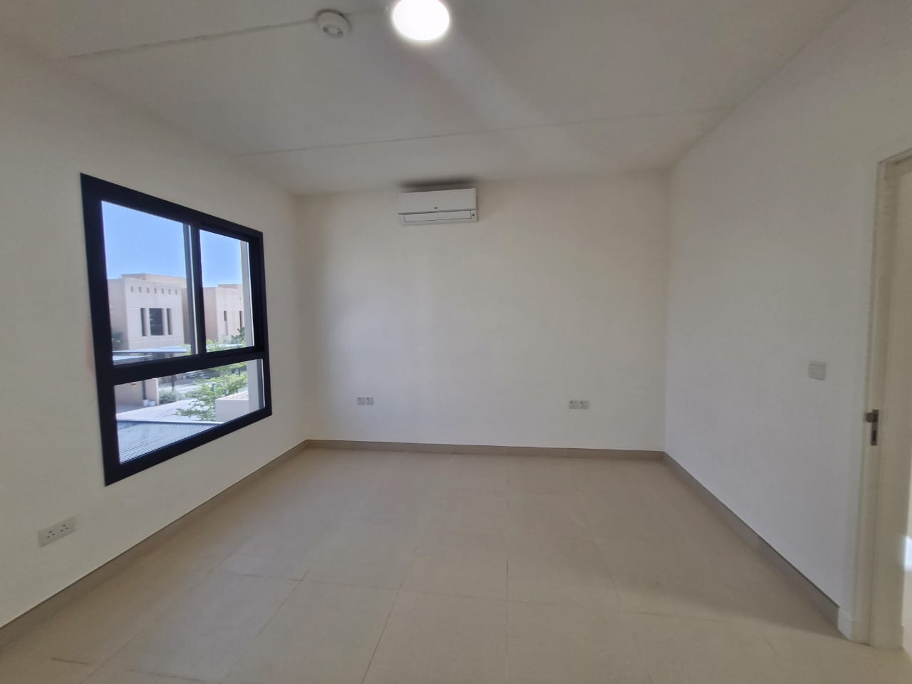 🏰 *Modern Luxury Villa in Sidra District – Roshn* ✨ 400 sqm | Contemporary Design Blending Elegance, Functionality & Sustainability 🌿♻️
